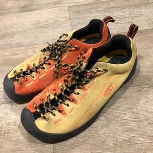 Keen approach shoes